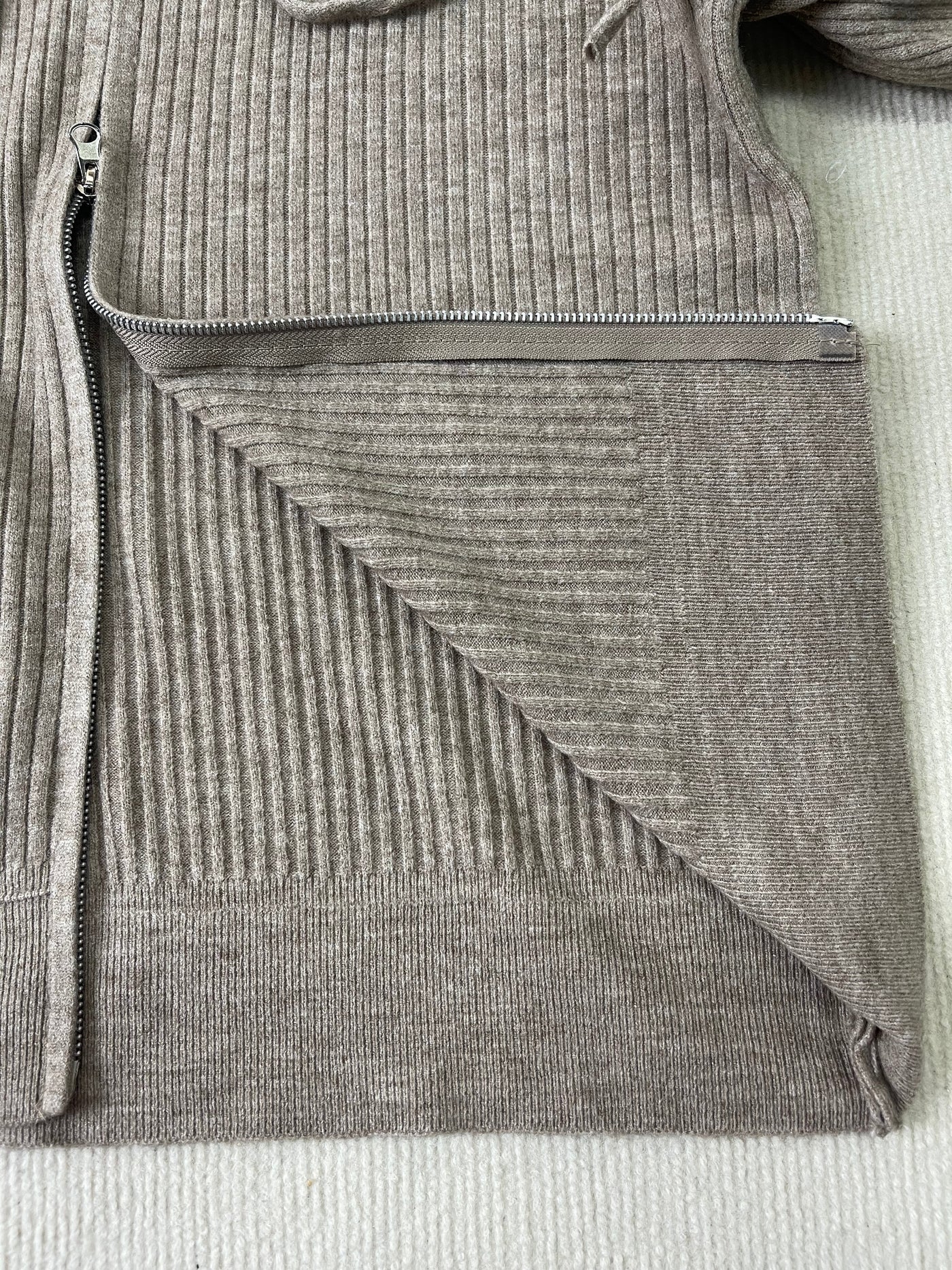 Bellaso Trend - Sophie Cozy schlichter Kapuzenpullover