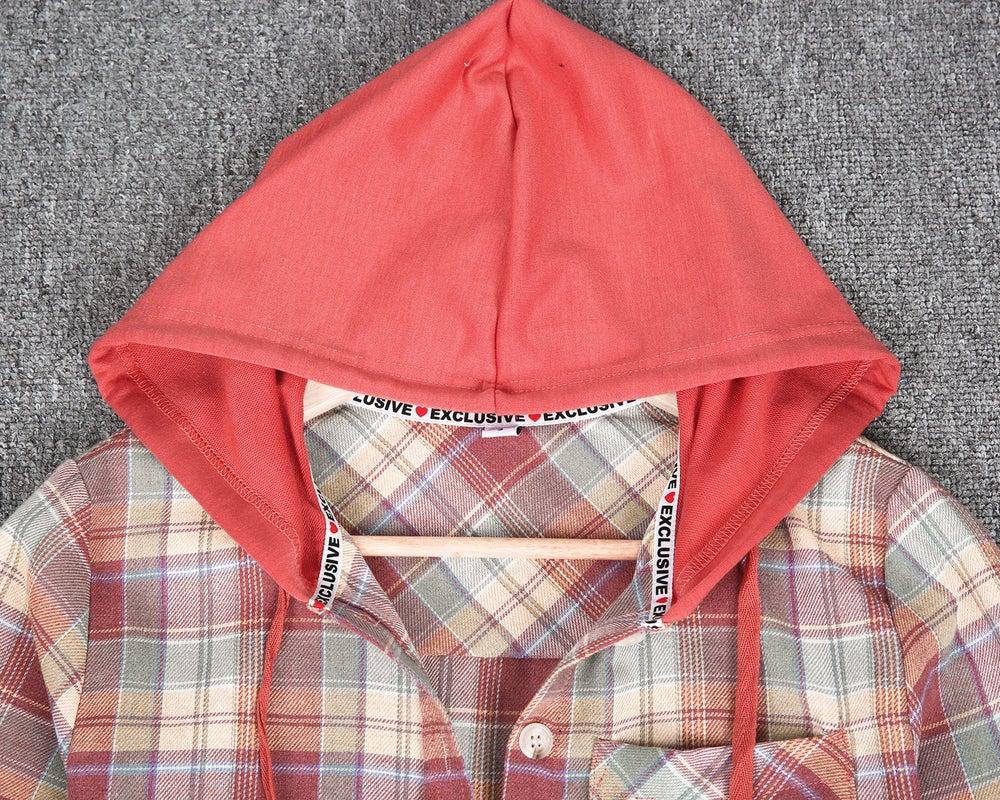 Bellaso Trend -Layla-inspirierter Kapuzenpullover mit Knöpfen