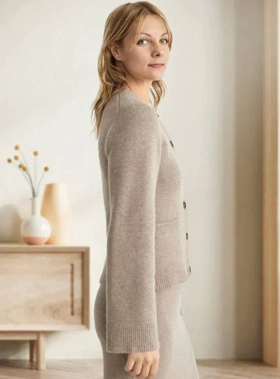 Bellaso - WARME HERBSTSTRICKJACKE MIT ENGLISCHER ELEGANZ FÜR DAMEN