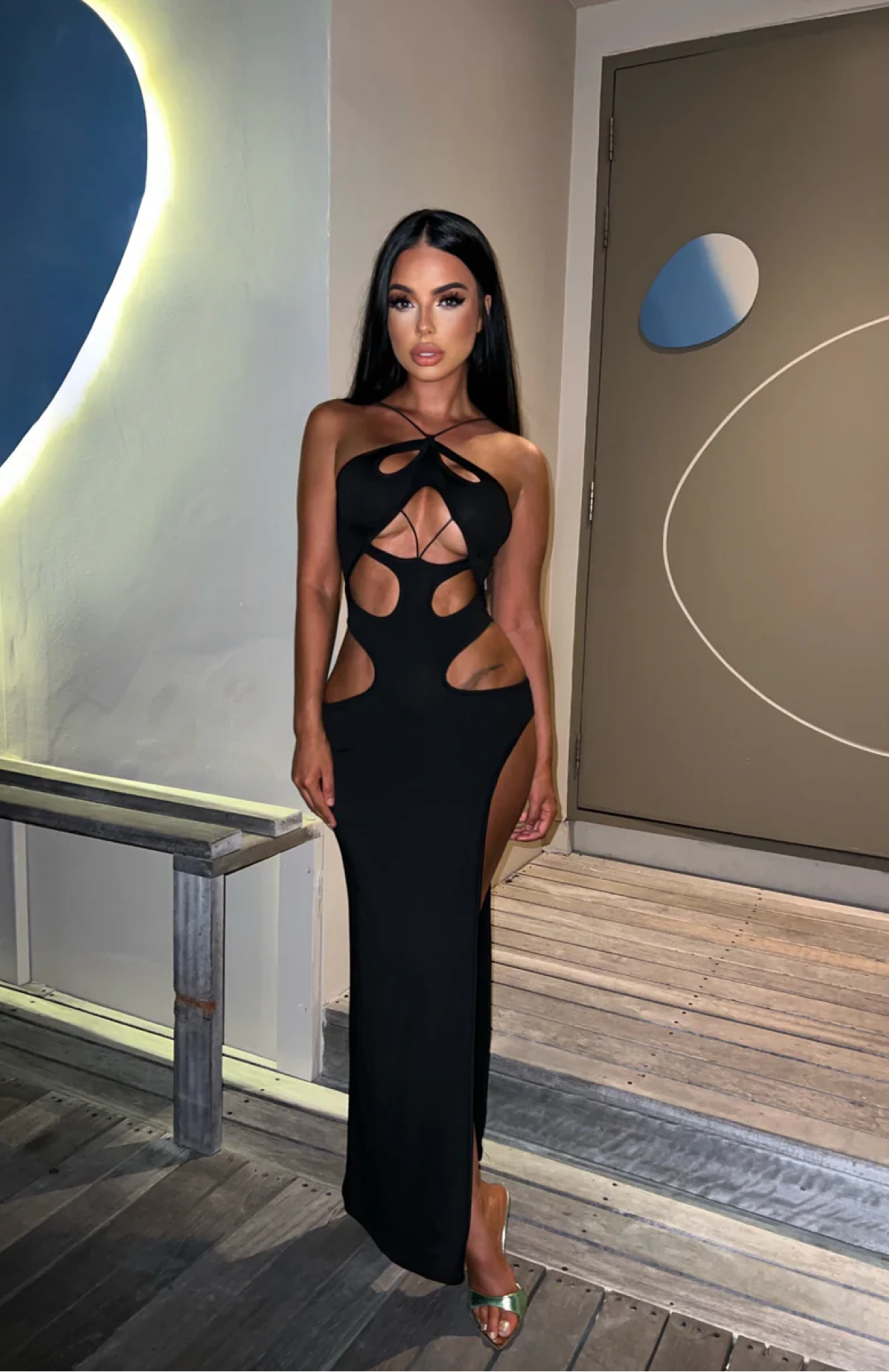 Bellaso - Gewagte Cut-Out Maxi Kleid